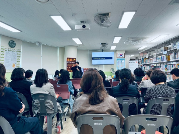5. 인천광역시교육청, 강화교육발전특구 교사 연수 운영…인공지능(AI) 시대 독서·문해력 수업 방향 모색.jpg